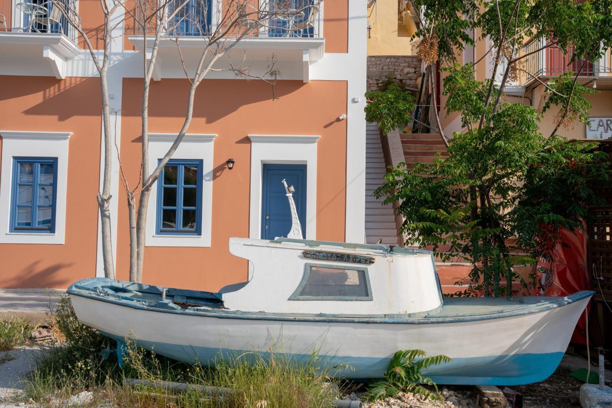 Porto Harani Seaside Apartments Сімі Екстер'єр фото