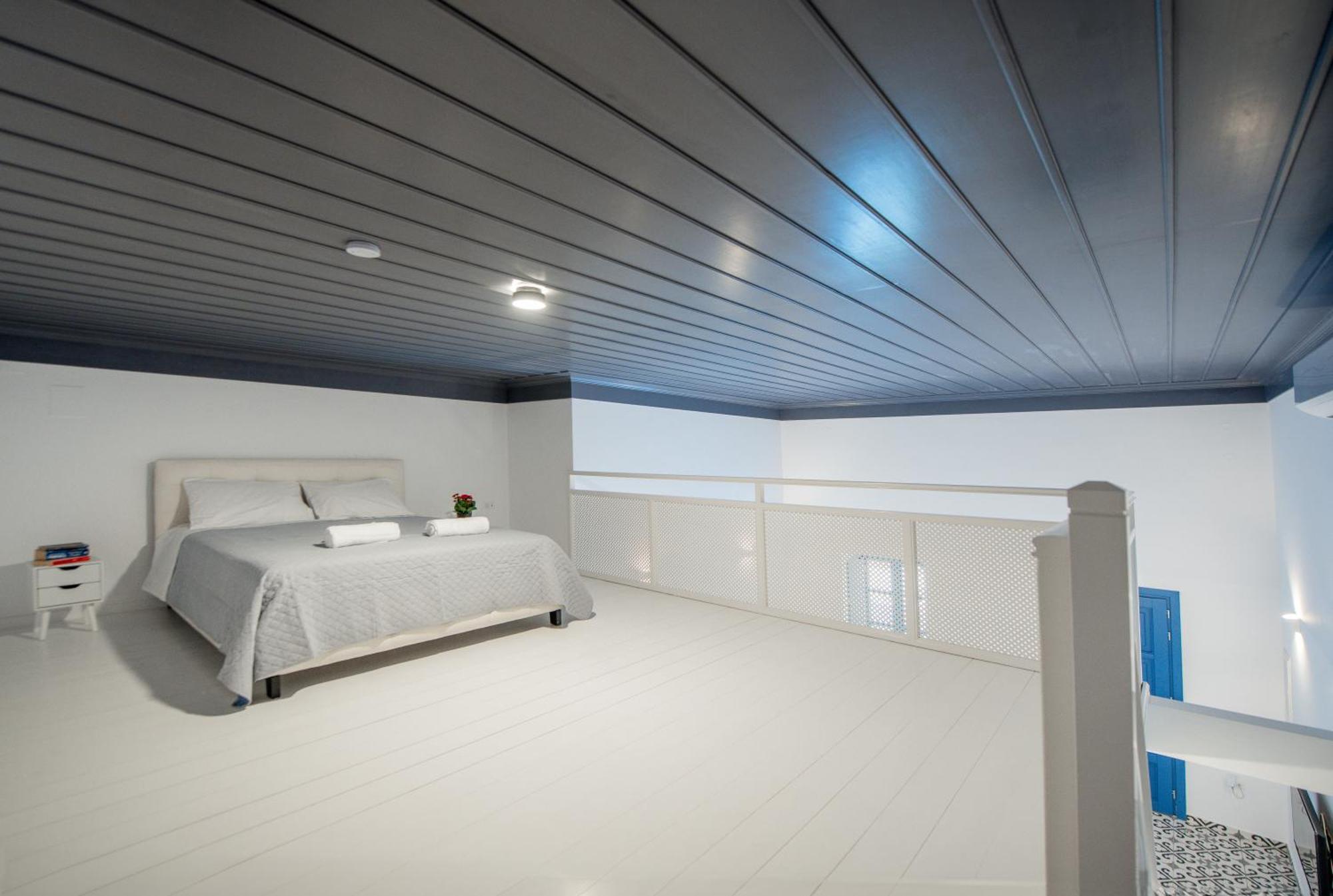 Porto Harani Seaside Apartments Сімі Екстер'єр фото
