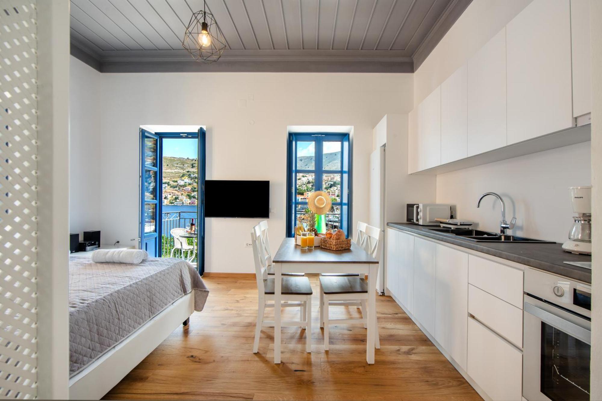 Porto Harani Seaside Apartments Сімі Екстер'єр фото