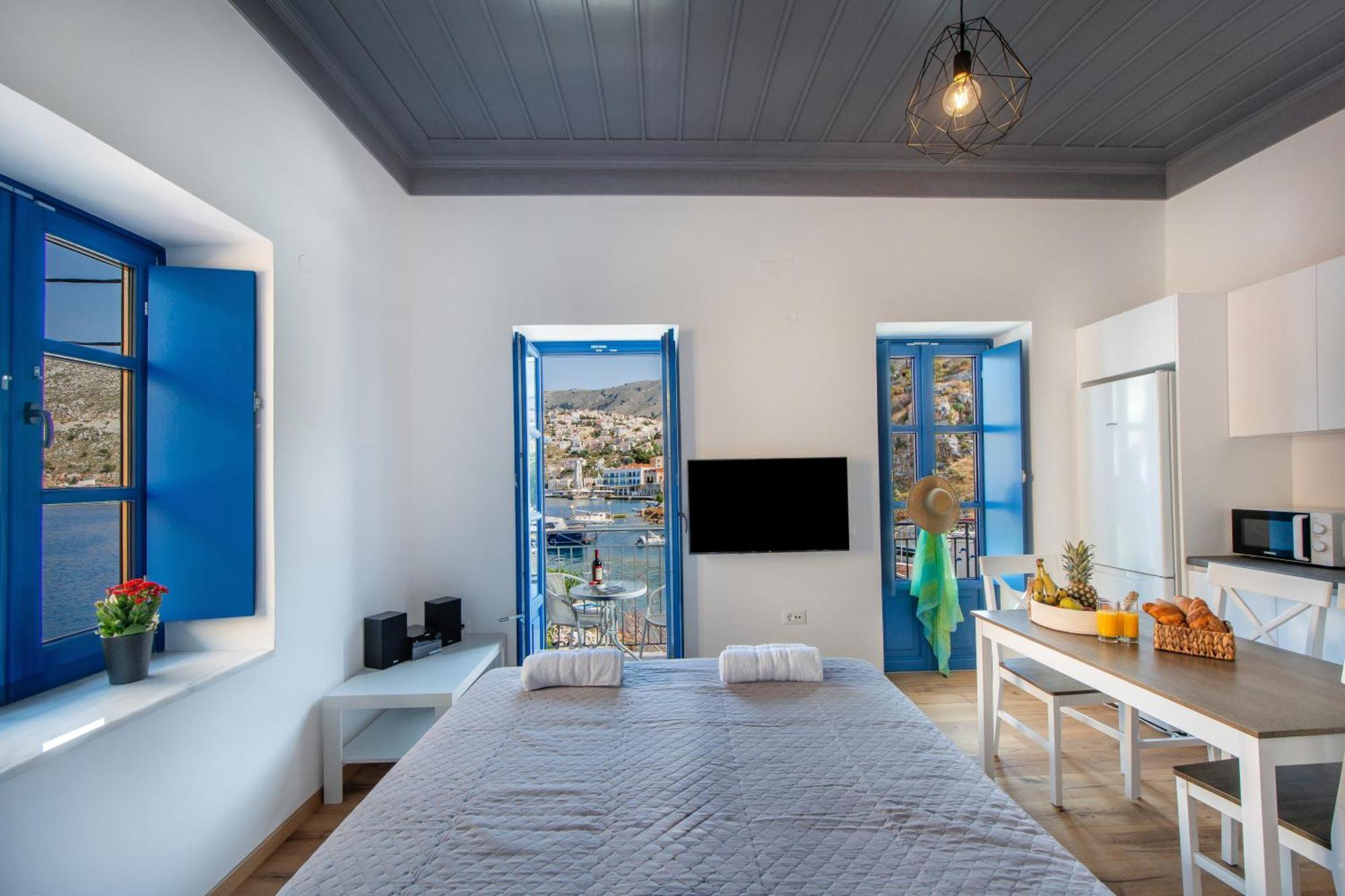 Porto Harani Seaside Apartments Сімі Екстер'єр фото