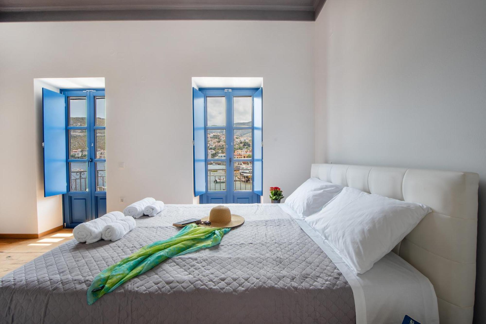 Porto Harani Seaside Apartments Сімі Екстер'єр фото
